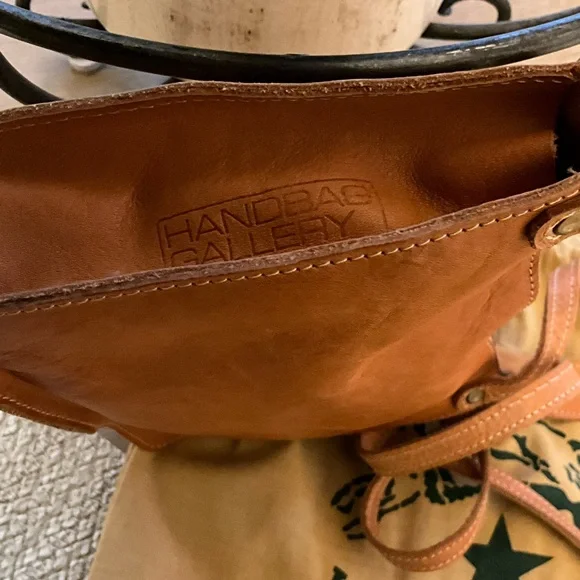 IL Bisonte Leather Bag in natural